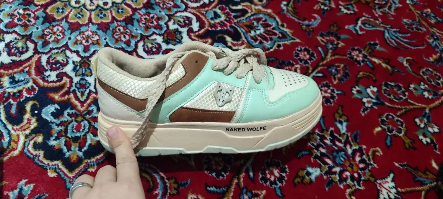 کتونی سایز۴۰|کیف، کفش، کمربند|بروجرد, |دیوار