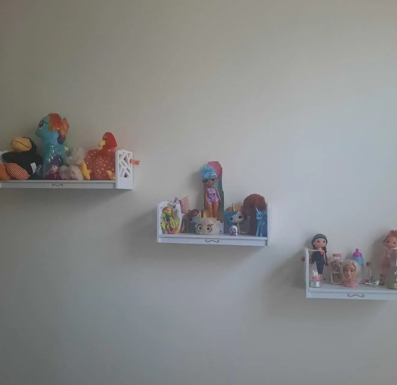 شلف سه تایی ام دی اف|کتابخانه، شلف، قفسه‌های دیواری|تهران, تهرانسر مرکزی|دیوار