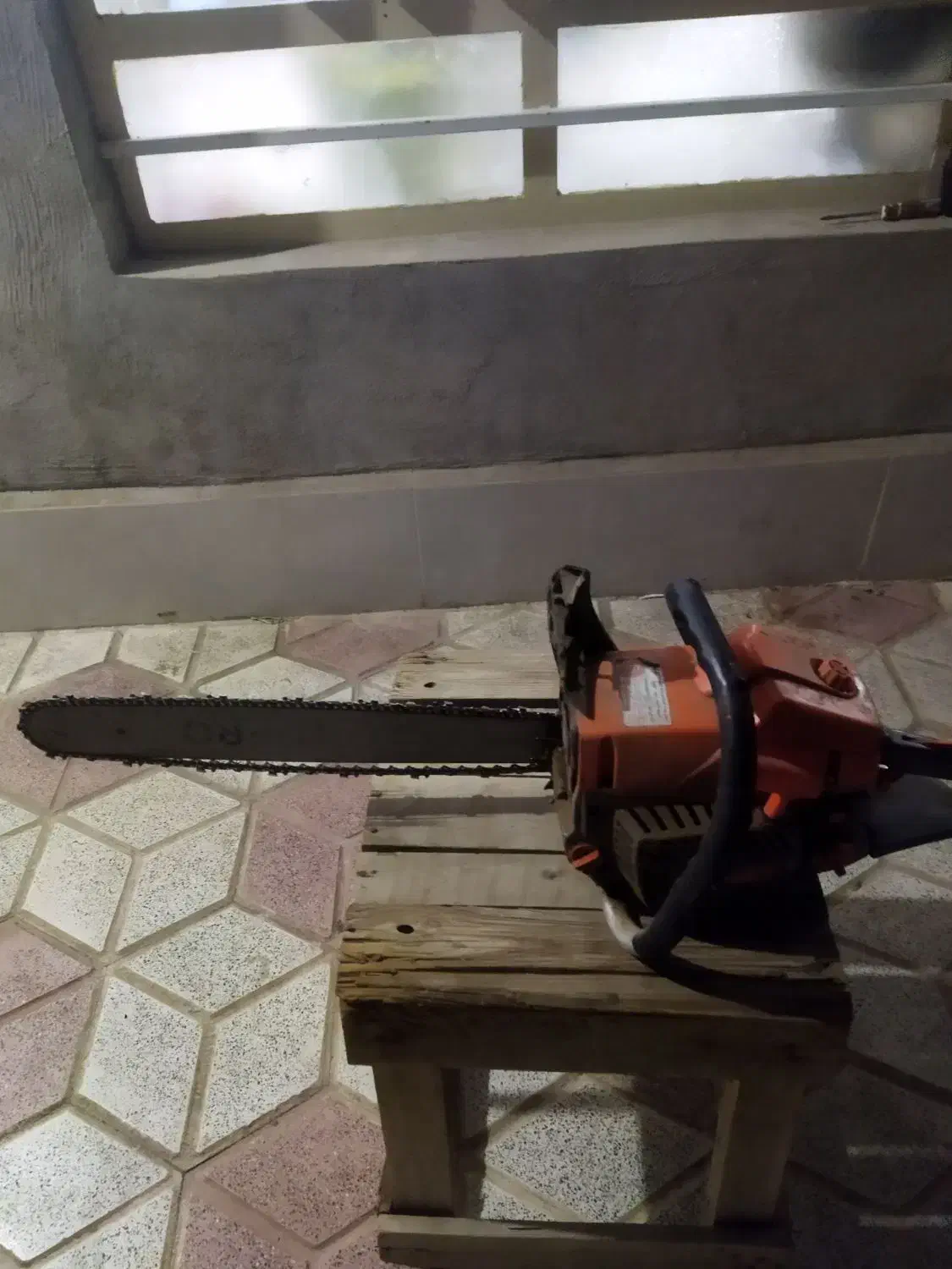 قطع و هرس اصولی درختان با اره برقی|خدمات باغبانی و درختکاری|نیشابور, فیض آباد|دیوار