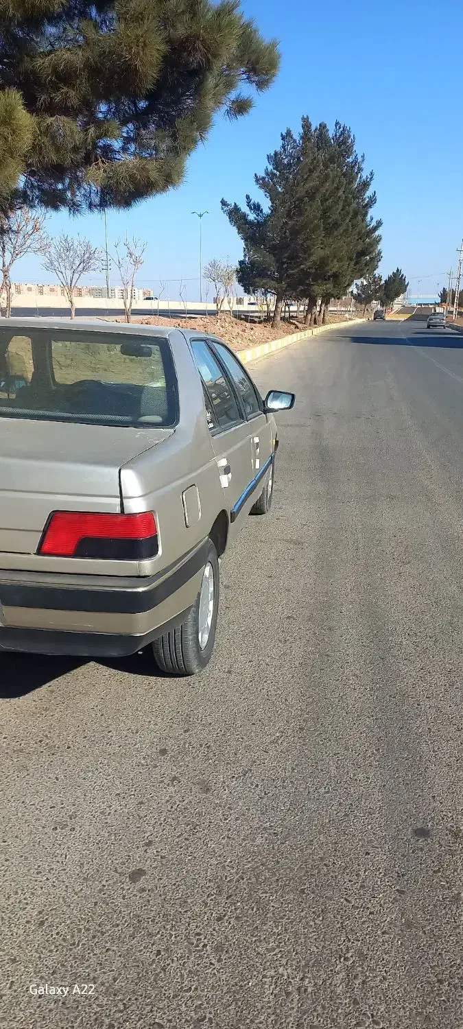 پژو۴۰۵ مدل ۸۸ رنگ بژ|خودرو سواری و وانت|قزوین, |دیوار