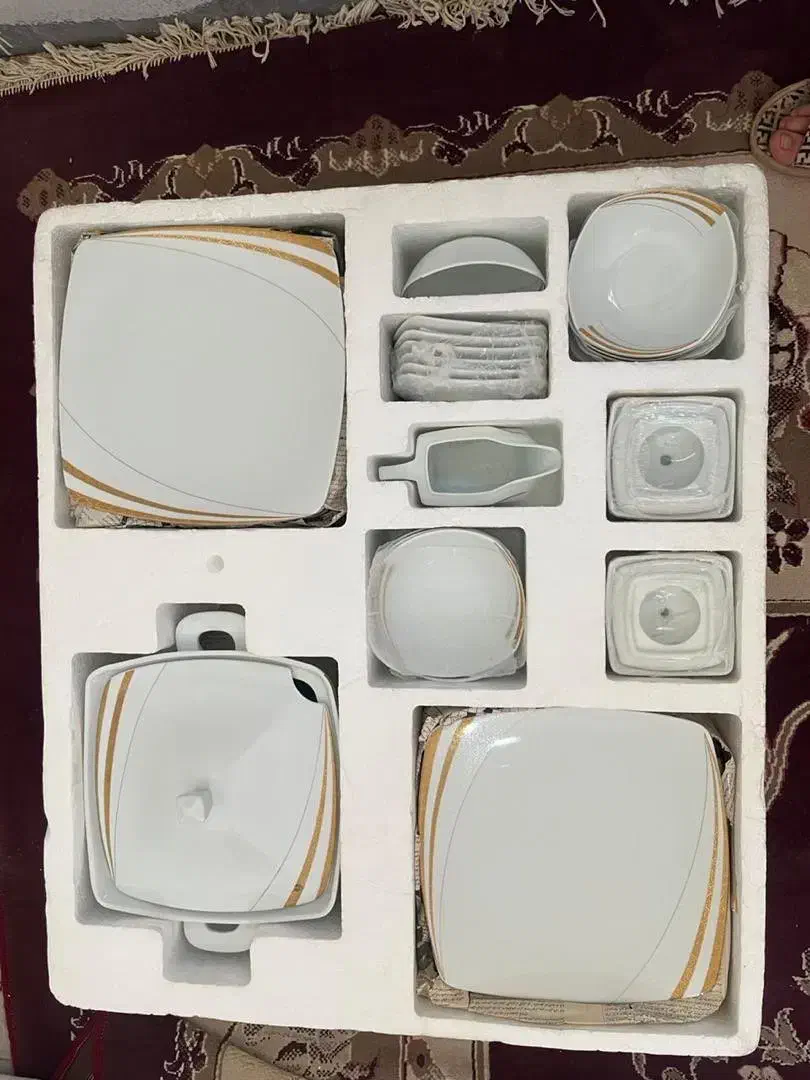 سرویس چینی زرین|ظروف سرو و پذیرایی|اهواز, پادادشهر|دیوار