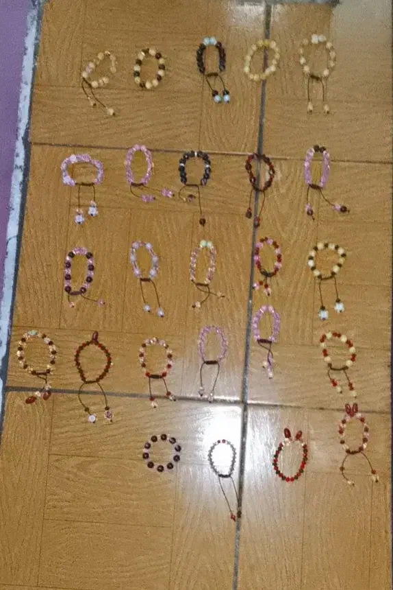 دستبند مهره ای|بدلیجات|پیشوا, |دیوار