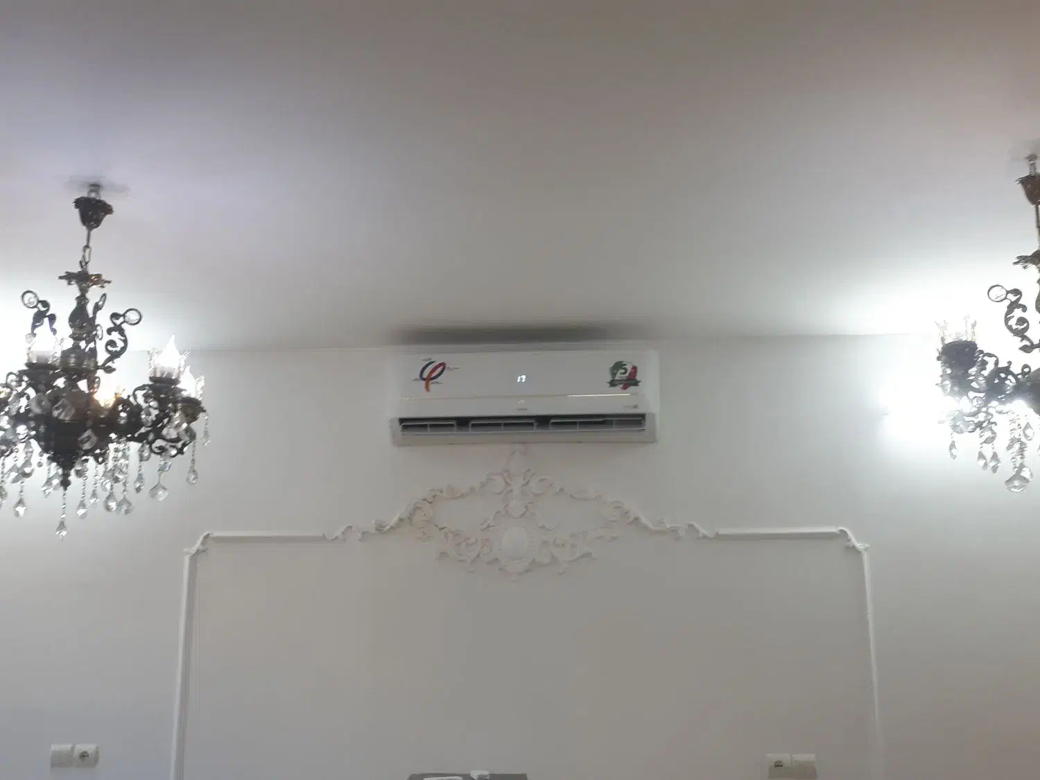 فروش و نصب انواع اسپلیت و لوله مسی|کولر گازی و فن‌کوئل|بیرجند, |دیوار