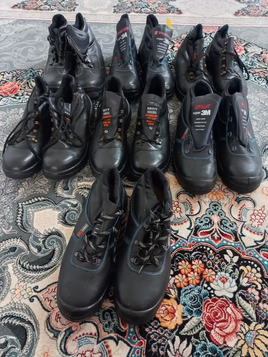 کفش ایمنی|کیف، کفش، کمربند|چاهک, |دیوار