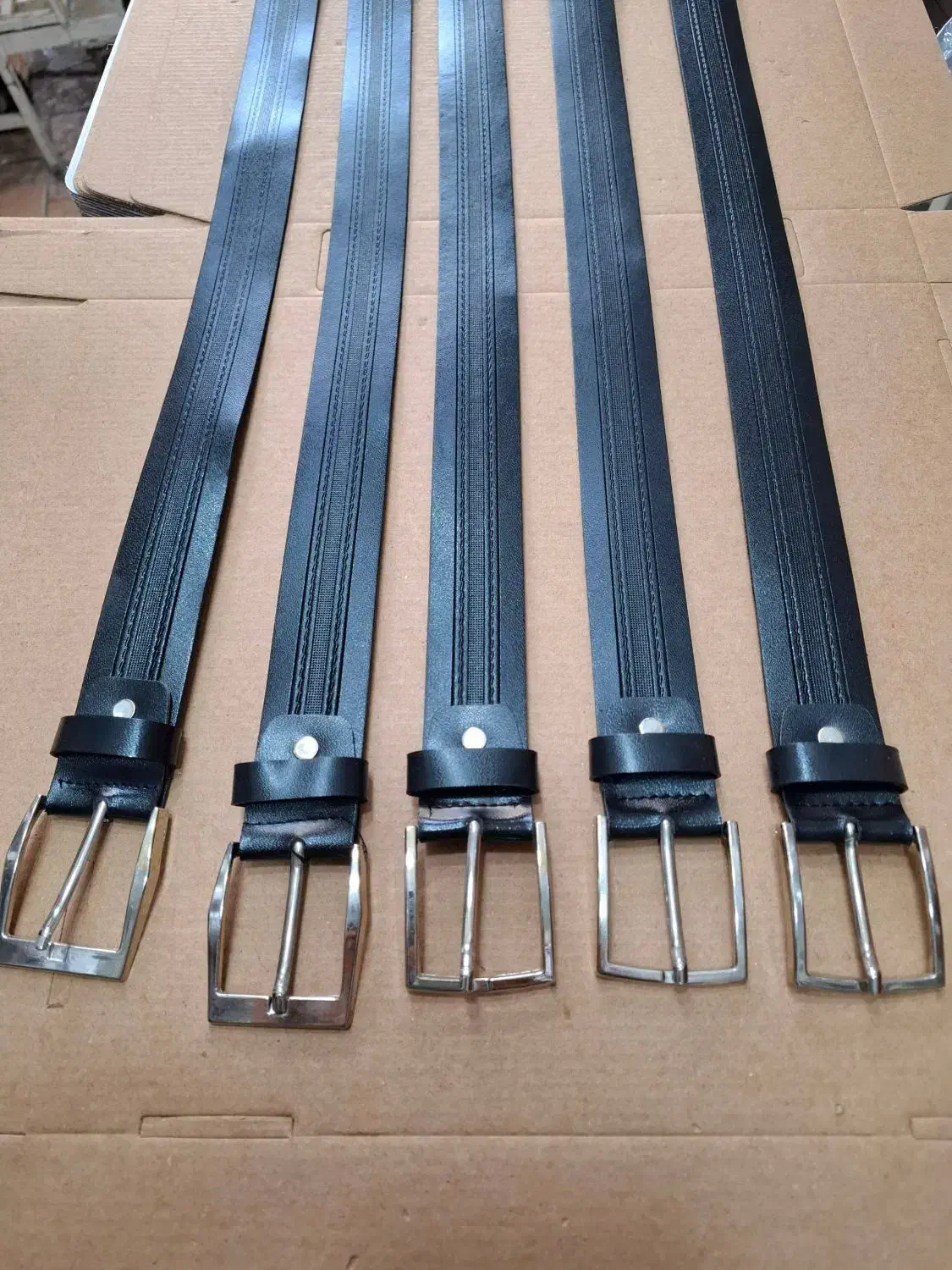 کمربند حراجی بازار بزرگ تهران|کیف، کفش، کمربند|تهران, بازار|دیوار