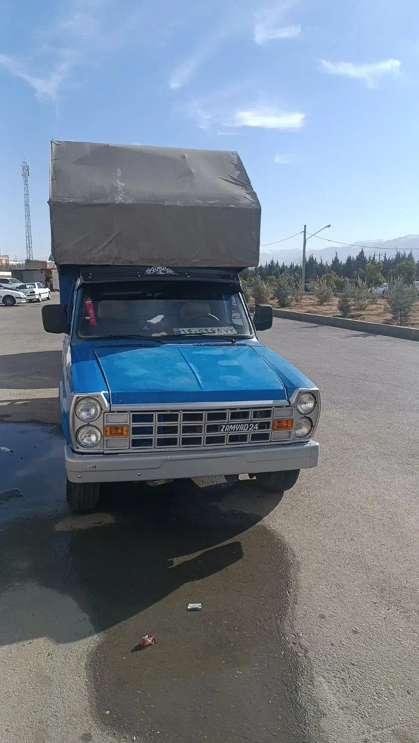 وانت نیسان 85|خودرو سواری و وانت|شیراز, گلشن|دیوار