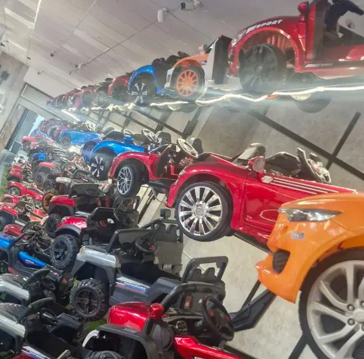 موتوروماشین دنده اتومات رنگی فلش خور رقص نور|اسباببازی بچه|کرج, کیانمهر|دیوار