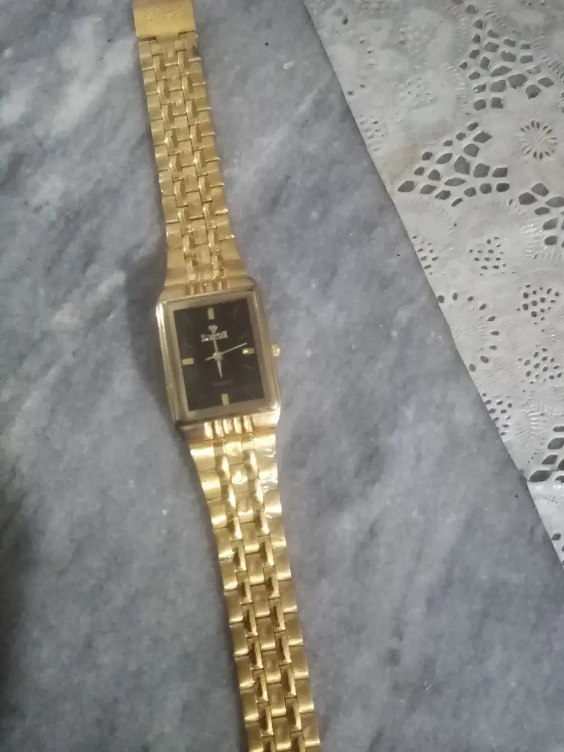 ساعت مچی نوهست|ساعت|بناب, |دیوار