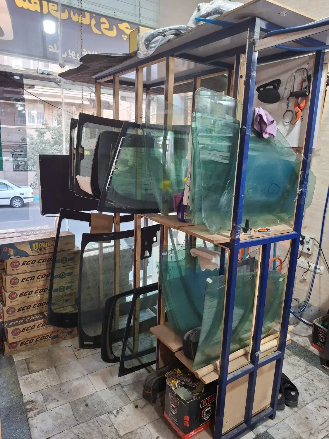 خرک قفسه شیشه اتومبیل|فروشگاه و مغازه|تهران, باغ فیض|دیوار
