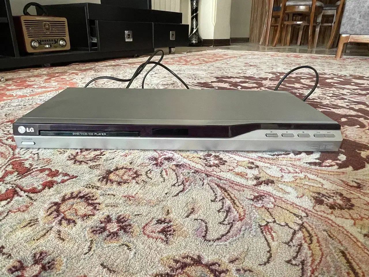 دی وی دی ومیز کامپیوتر|پخش‌کننده DVD و ویدیو|کرج, باغستان|دیوار