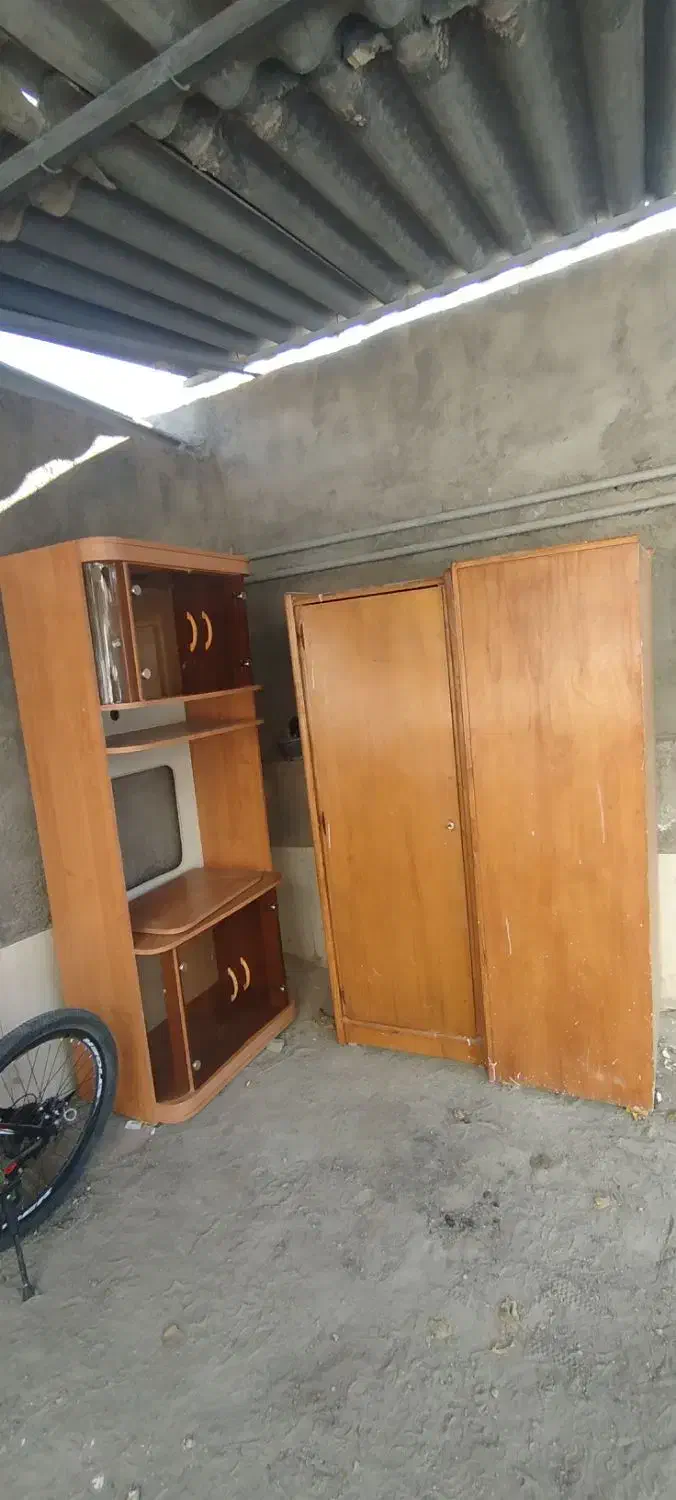 میز تلوزیون .کمد|میز تلویزیون|تربت‌حیدریه, طالقانی|دیوار