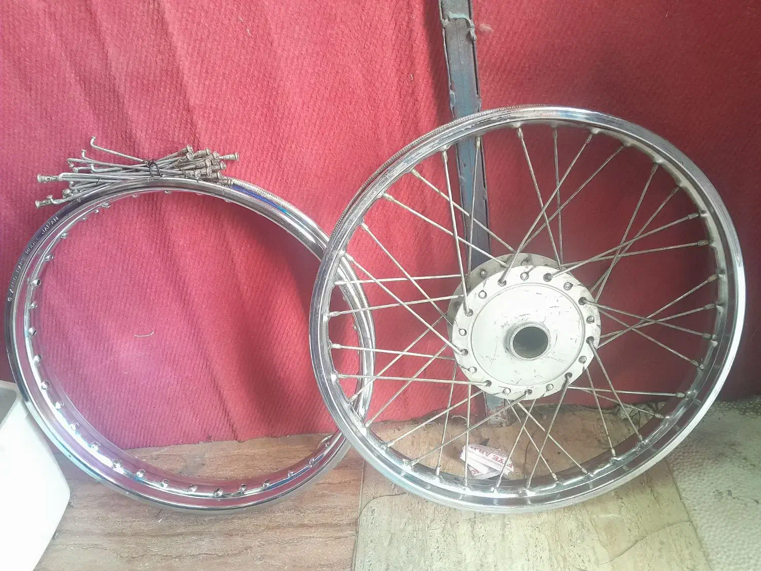 رینگ جلو و عقب موتور سیکلت ژاپنی ب شرط|قطعات یدکی و لوازم جانبی|خانمیرزا, |دیوار