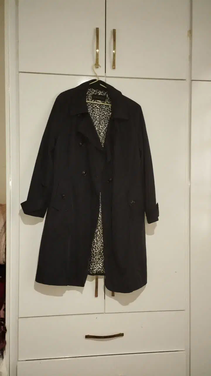 کاپشن|لباس|گلبهار, شهر جدید گلبهار|دیوار