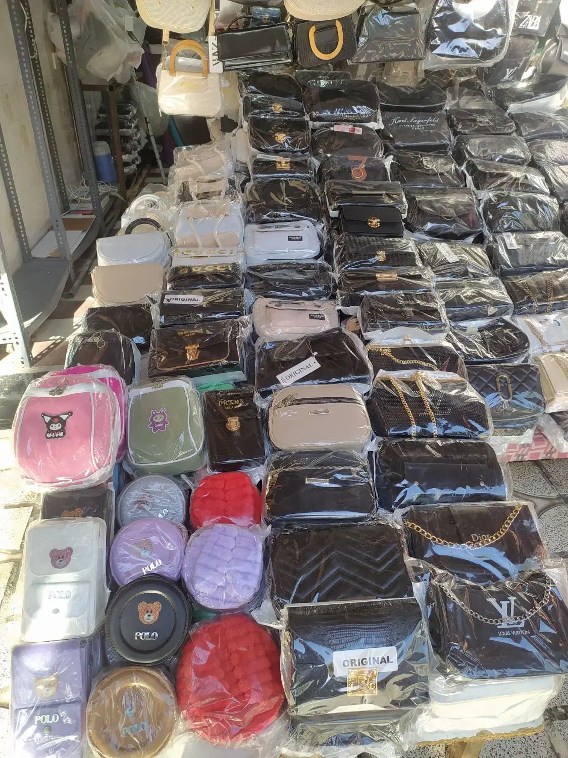 ارزان سرای کیف قانع|کیف، کفش، کمربند|اسلامآباد غرب, |دیوار