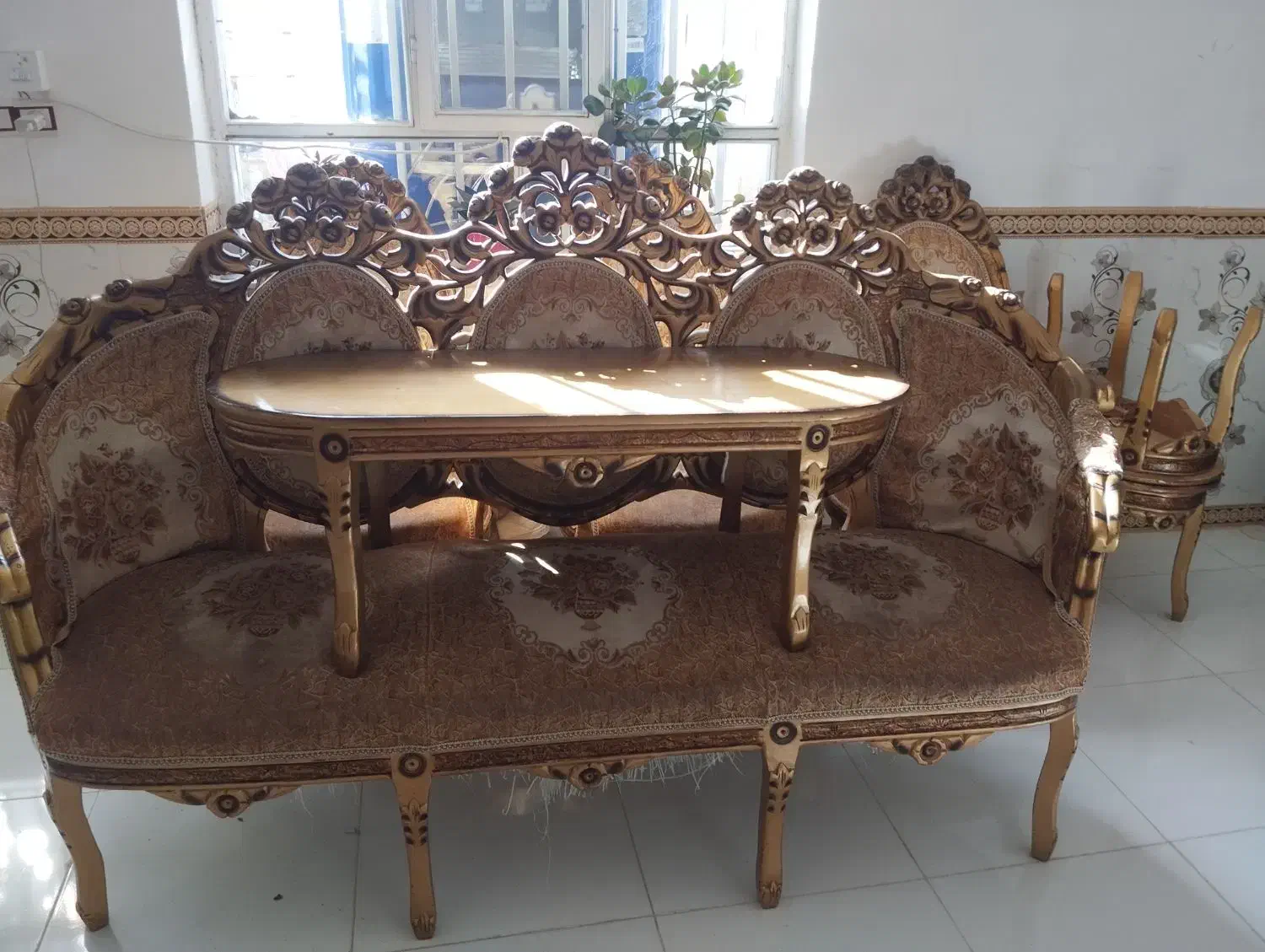 مبل سلطنتی|مبلمان خانگی و میز عسلی|درگزین, |دیوار