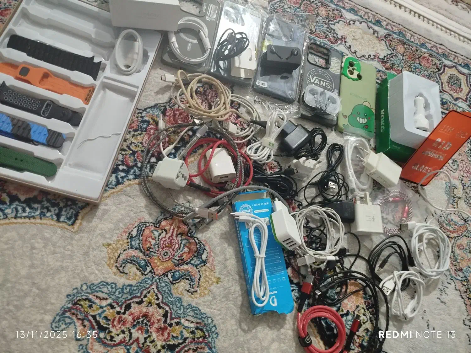 فروشی یکسری لوازم موبایل|لوازم جانبی موبایل و تبلت|قائمشهر, |دیوار