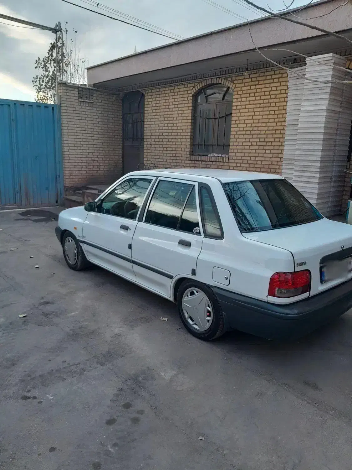 پراید سفید ۹۳|خودرو سواری و وانت|هشتگرد, هشتگرد قدیم|دیوار