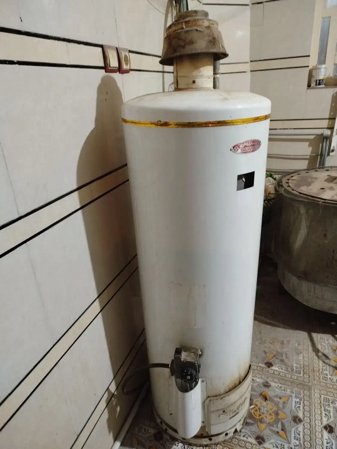 سوسنگرد کوی فرهنگیان بعداز فلکه کارگر هلال 11|آبگرمکن، پکیج، شوفاژ|سوسنگرد, |دیوار