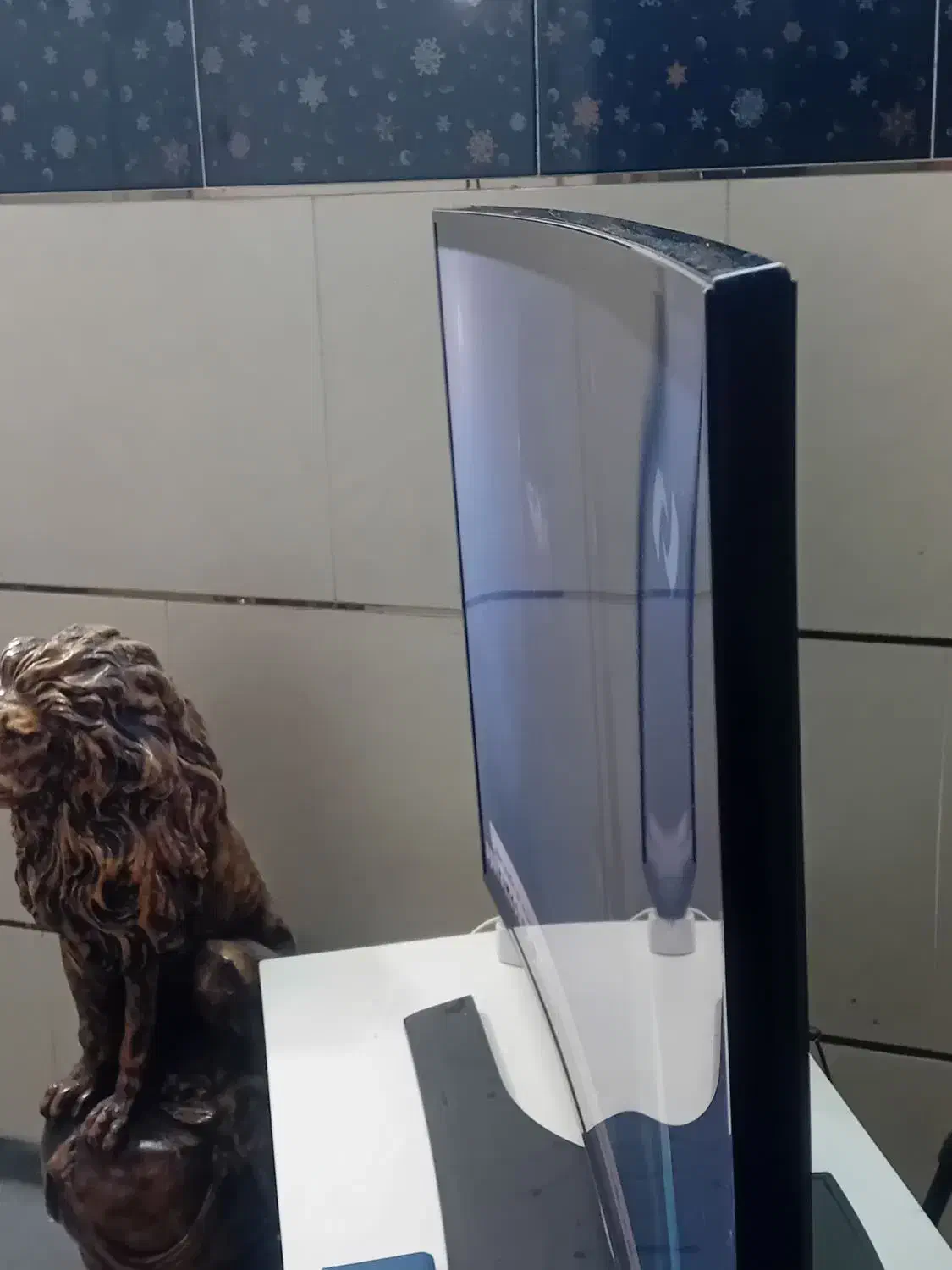 تلویزیون LED 48 منحنی هوشمند سامسونگ کاملا سالم|تلویزیون و پروژکتور|دامغان, |دیوار