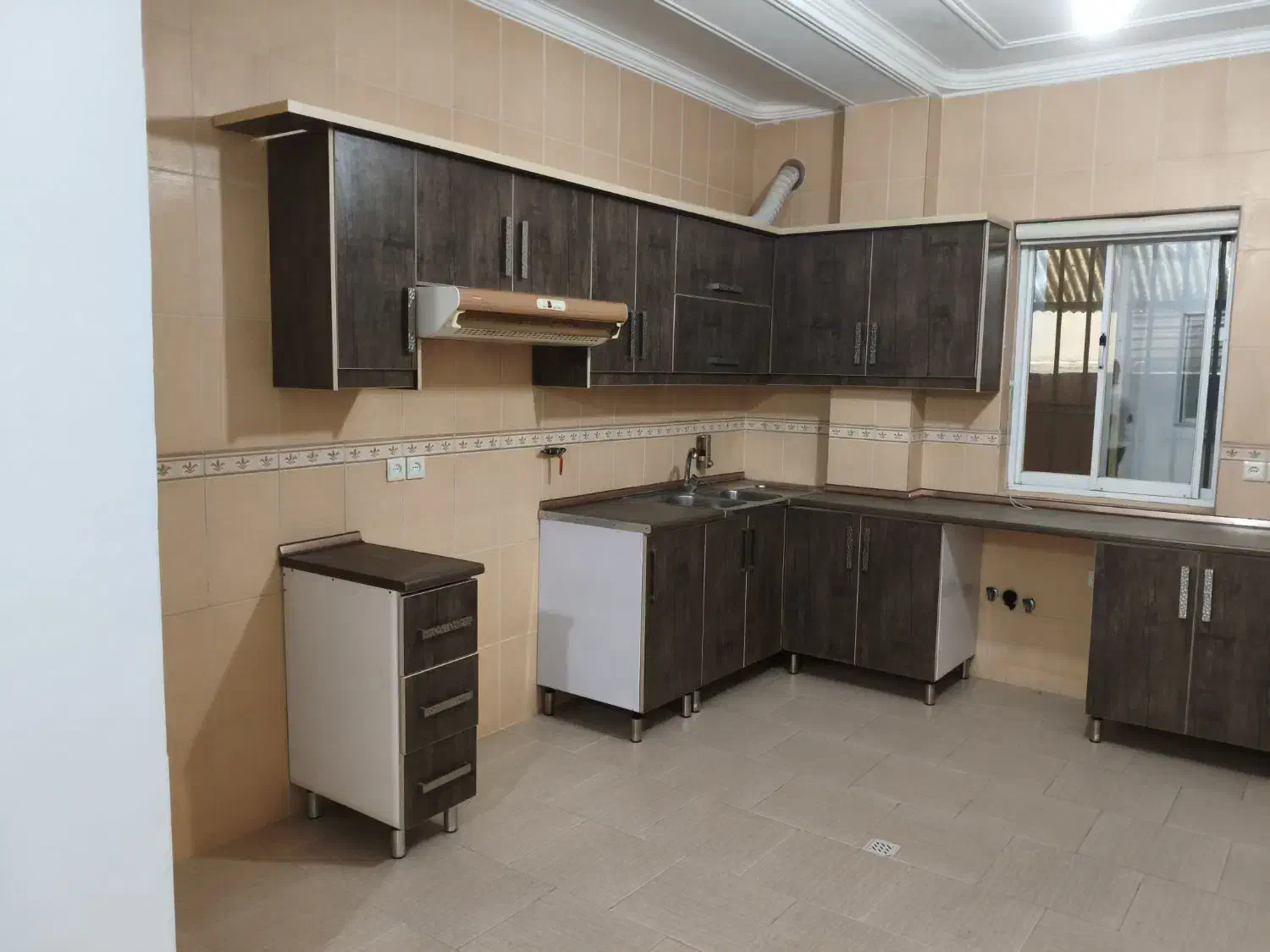 واحد ۸۰ متری تکخواب نور|اجارهٔ آپارتمان|نور, |دیوار