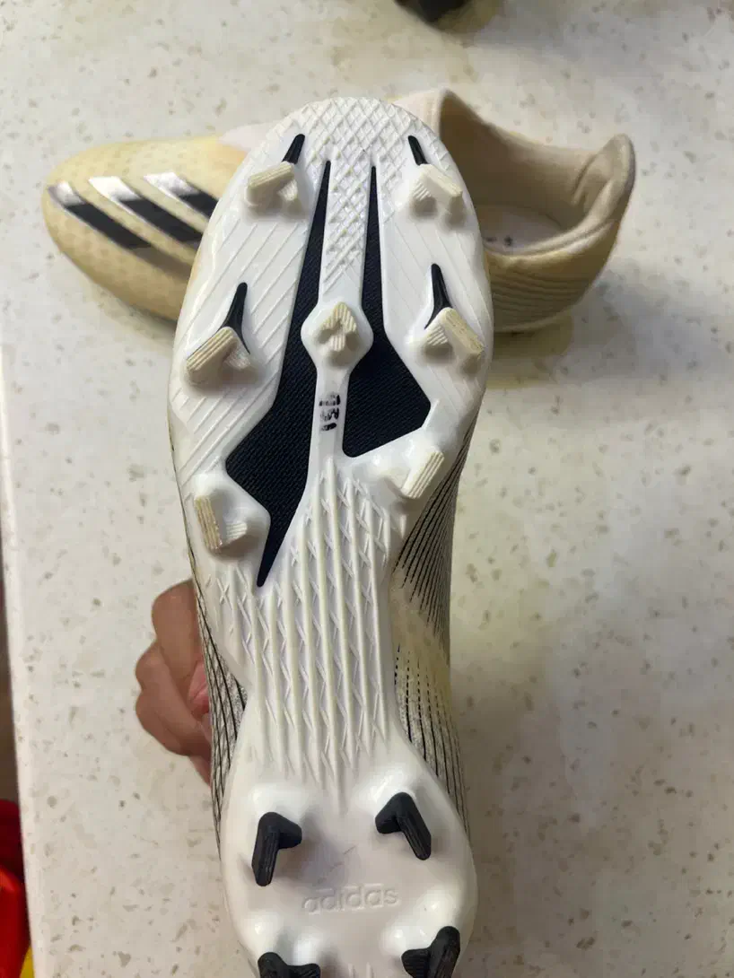 استوک ادیداس X|تجهیزات ورزشی|بندر انزلی, کلیور|دیوار