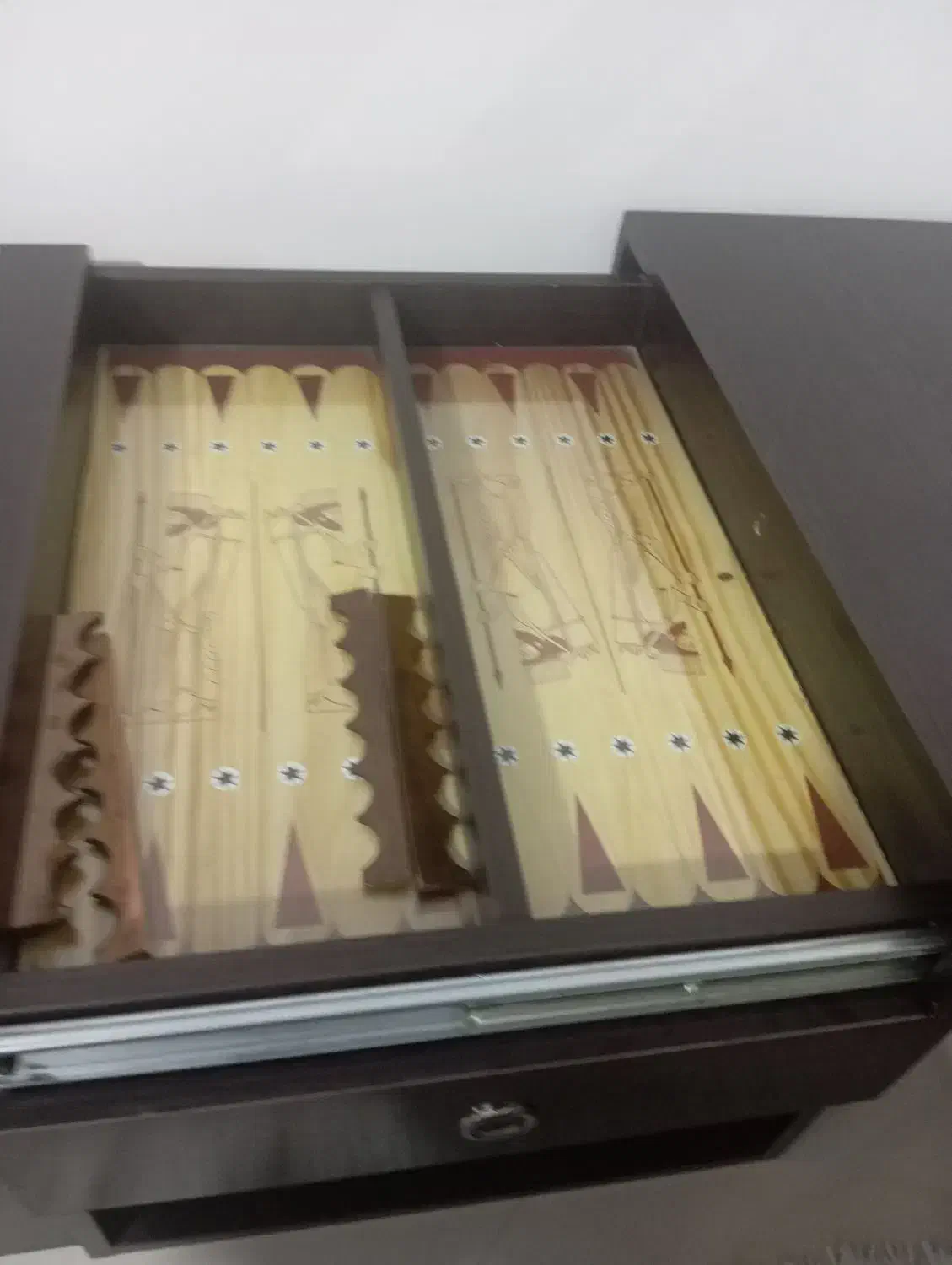 جلو مبلی چهارتکه همراه تخته نرد|مبلمان خانگی و میز عسلی|رامسر, |دیوار