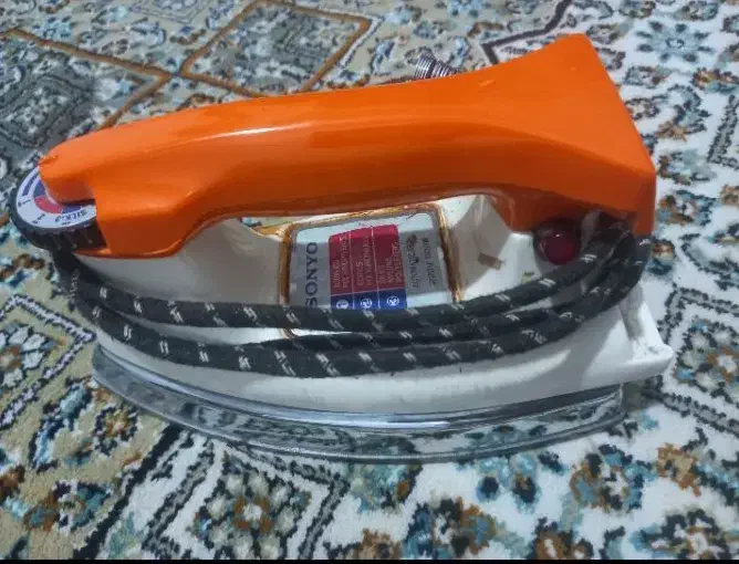 اتو قدیمی مارک SONYO|اتو و لوازم اتو|برخوار, |دیوار