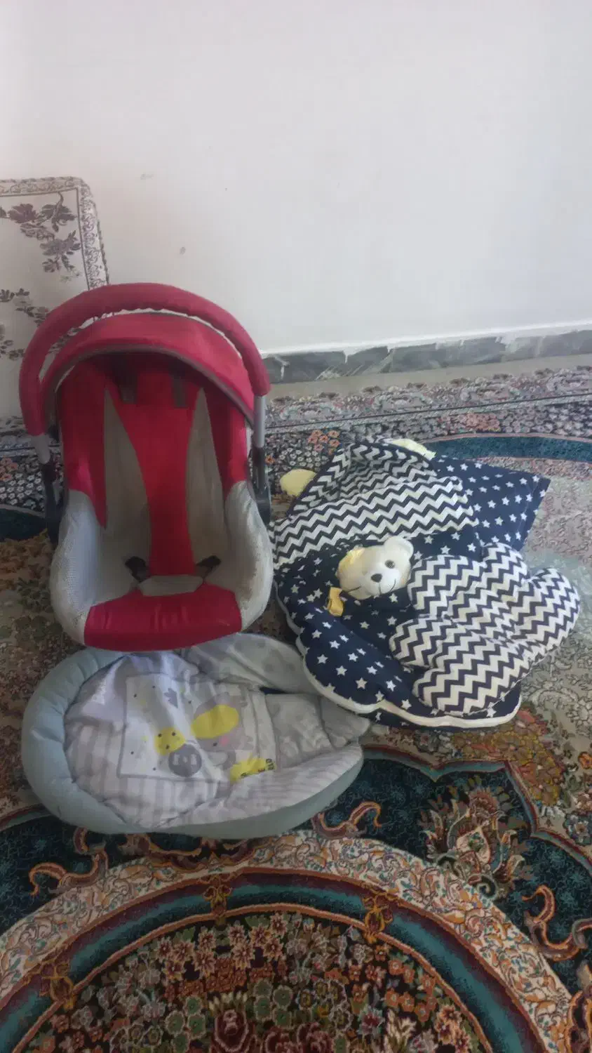 کریر و آغوشی|اسباب و اثاث بچه|ایلام, |دیوار