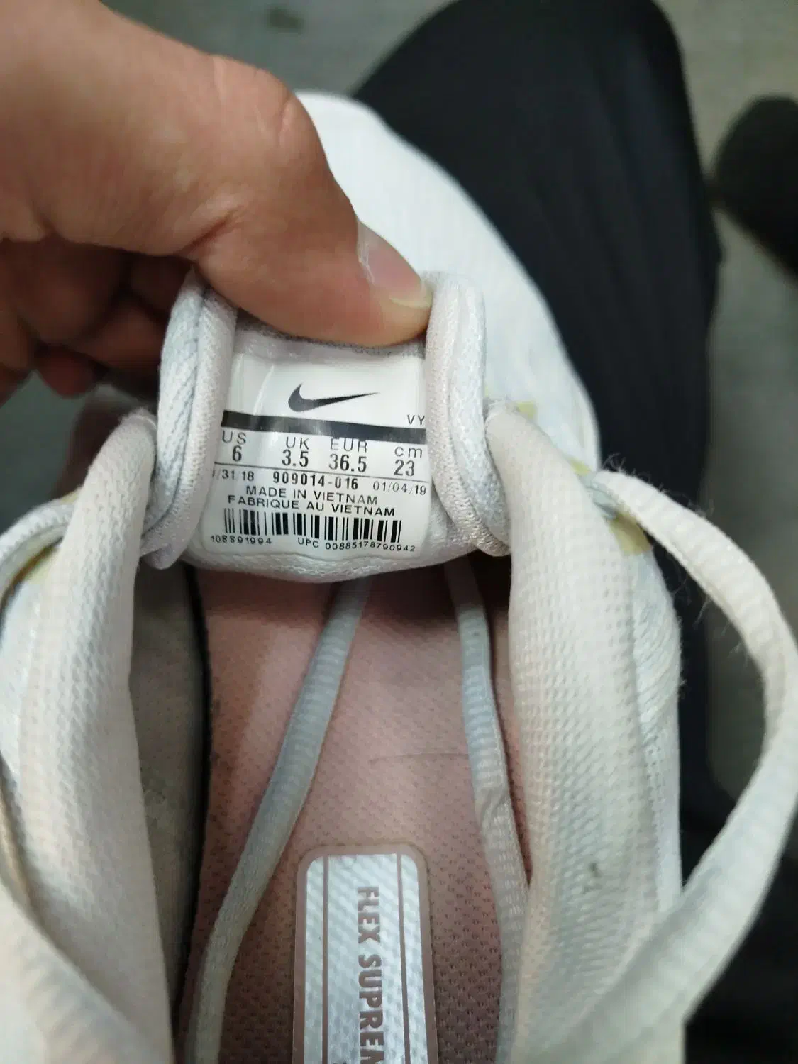 کفش نایک|کیف، کفش، کمربند|خمین, |دیوار