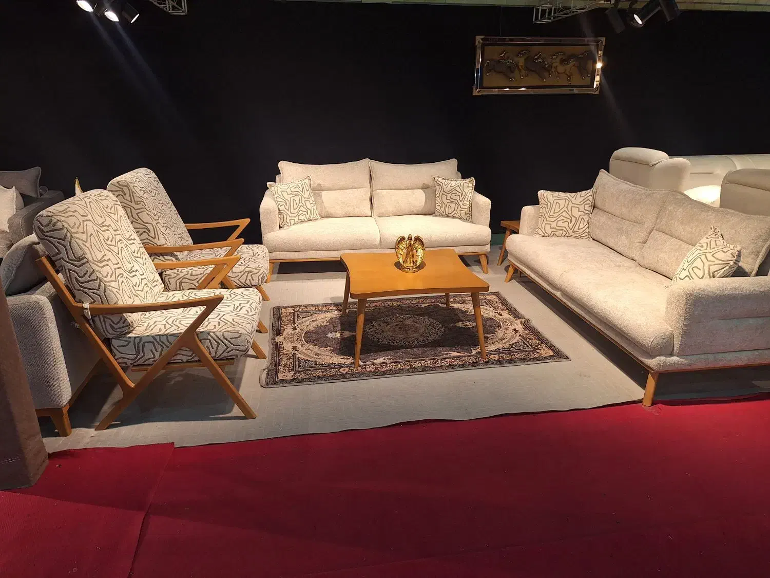 مبلمان راحتی شرکتی ازتهران درنمایشگاه عسلویه|مبلمان خانگی و میز عسلی|عسلویه, |دیوار