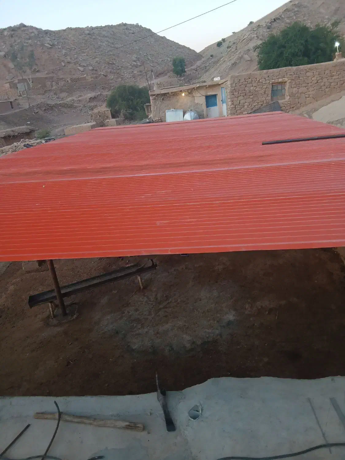 جوشکاری انواع سایبان وسقف شیروانی|خدمات پیشه و مهارت|مسجد سلیمان, |دیوار