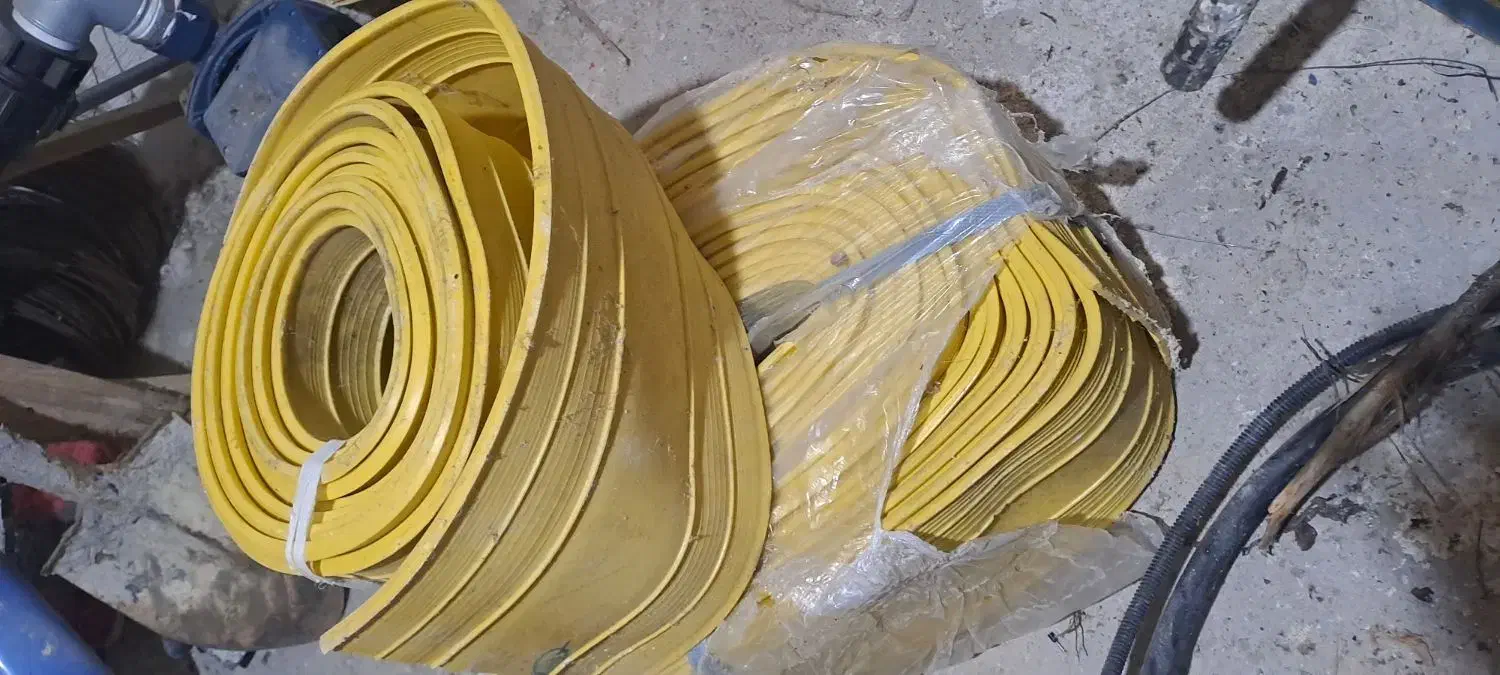 مقداری واتر استاپ با عرض ۲۵ سانت و سی سانت|مصالح و تجهیزات ساختمان|طاهرگوراب, |دیوار