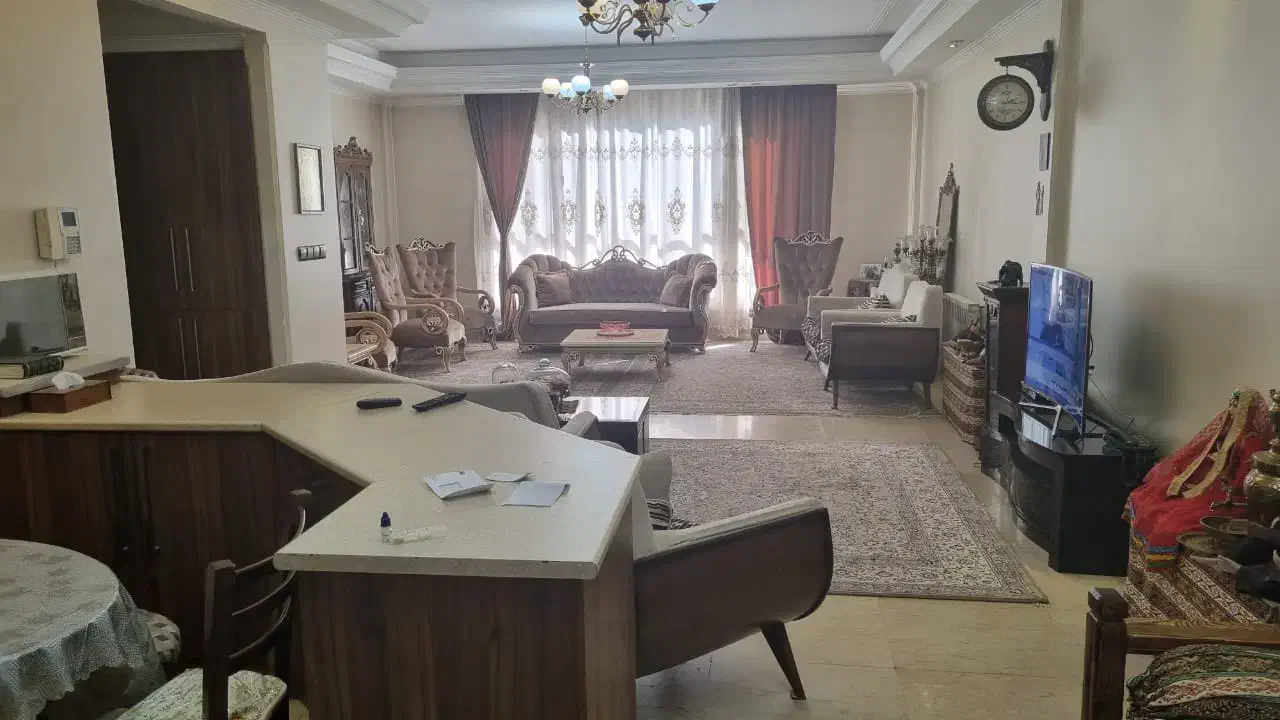 معاوضه‌فروش ۱۳۰متر ۲پارکینگ‌سندی (بین دوم سوم)|فروش آپارتمان|تهران, تهرانپارس غربی|دیوار