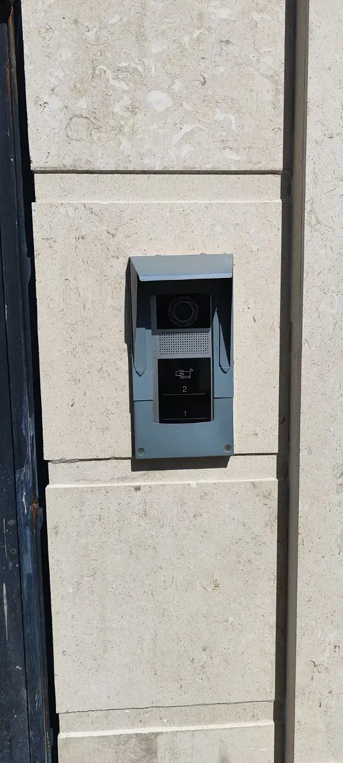 آیفون تصویری سیماران لمسی و کارتی مدل فراز|مصالح و تجهیزات ساختمان|مشکیندشت, |دیوار