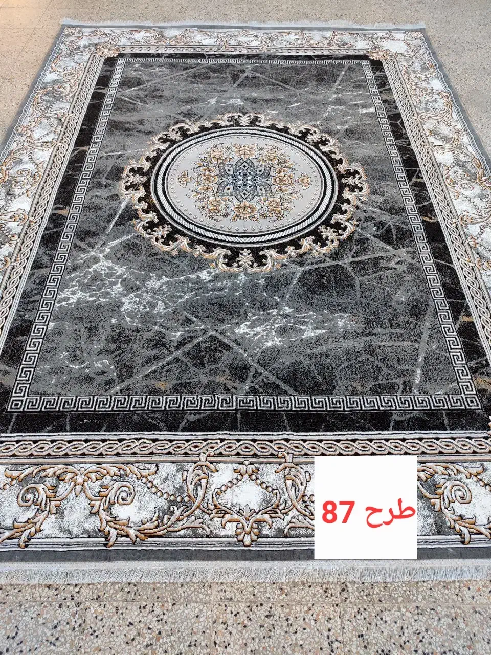 قالی نو|فرش|دهلران, |دیوار