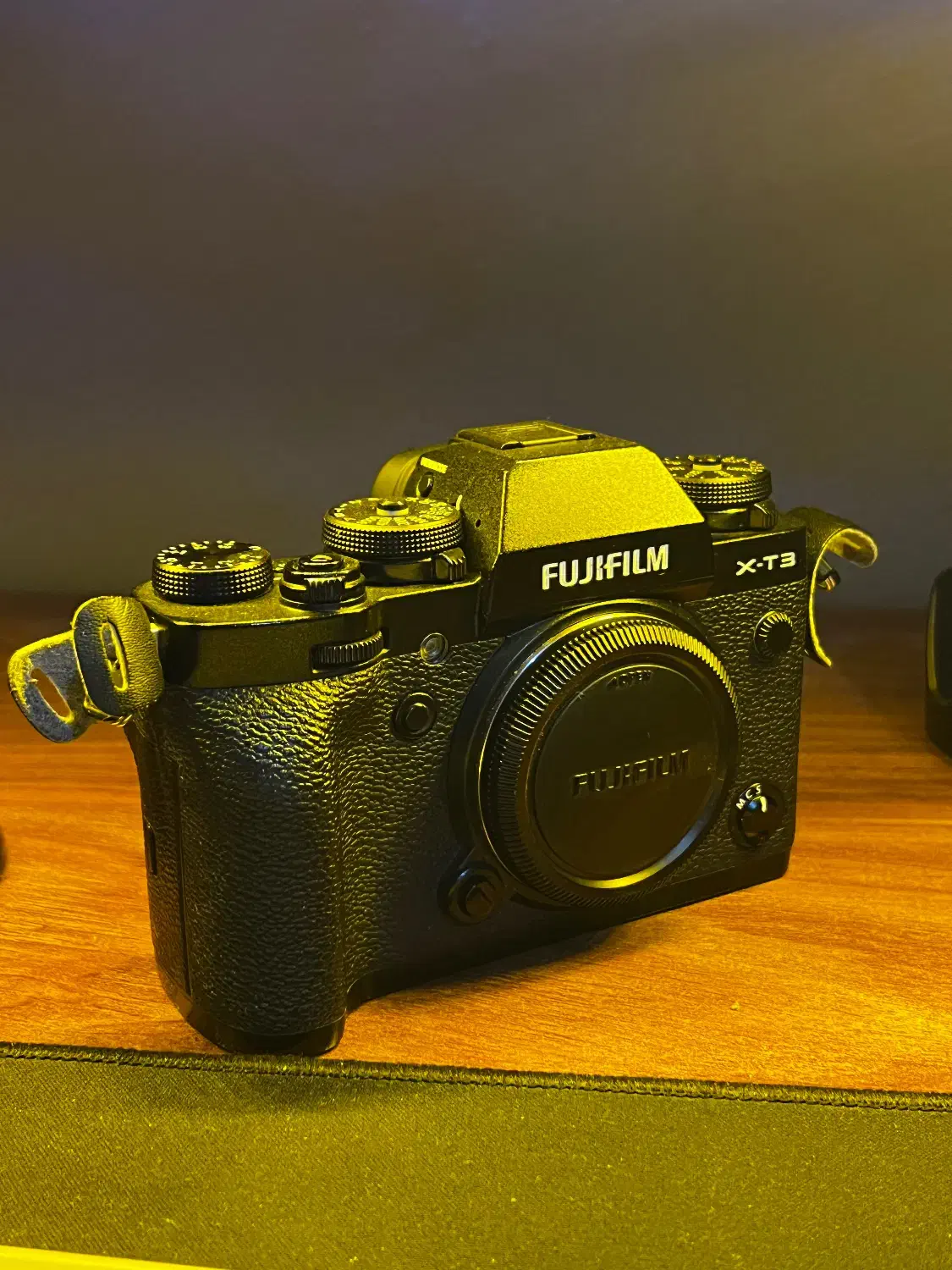 دوربین فوجی xt3 درحد نو خوش قیمت با لنز|دوربین عکاسی و فیلمبرداری|شیراز, شهرک سراج|دیوار