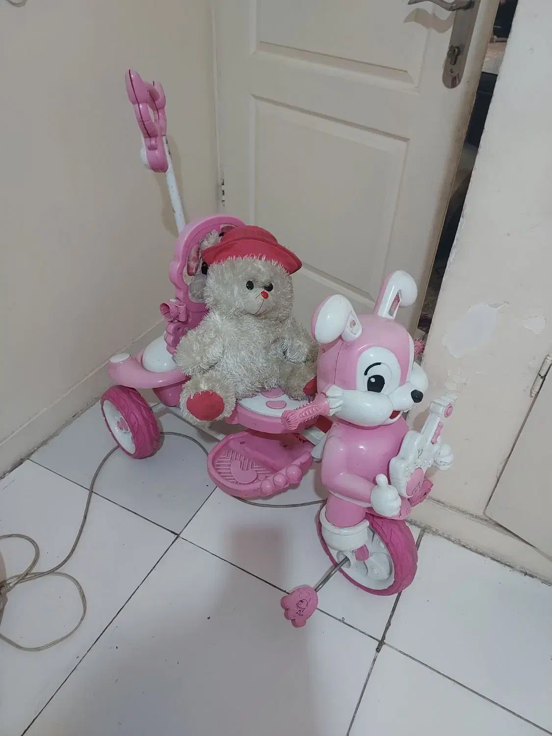 سه چرخه صورتی|دوچرخه، اسکیت، اسکوتر|تهران, قیام|دیوار