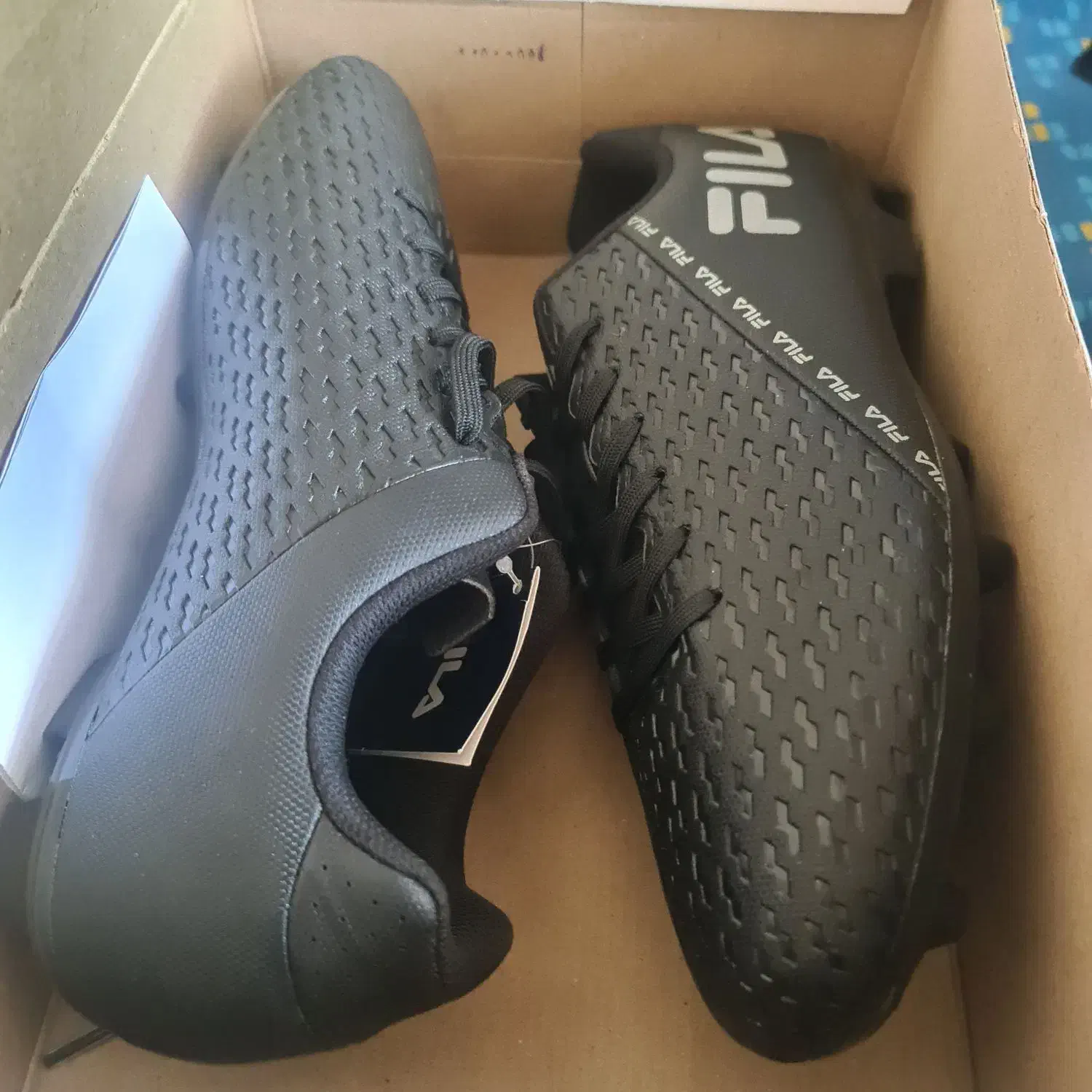 کفش چمن اصل فیلا|کیف، کفش، کمربند|تهران, بازار|دیوار