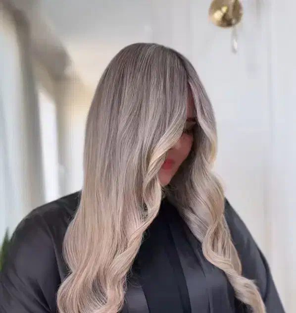 رنگ و مو (رایگان)|آرایشگاه و سالن‌های زیبایی|سنندج, |دیوار