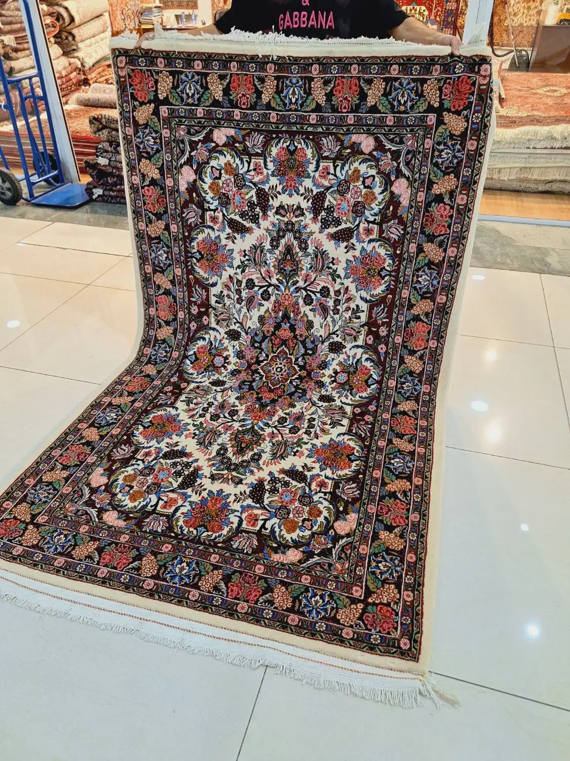 قالیچه آکبند بیجار گل فرنگ دستباف|فرش|تهران, اکباتان|دیوار