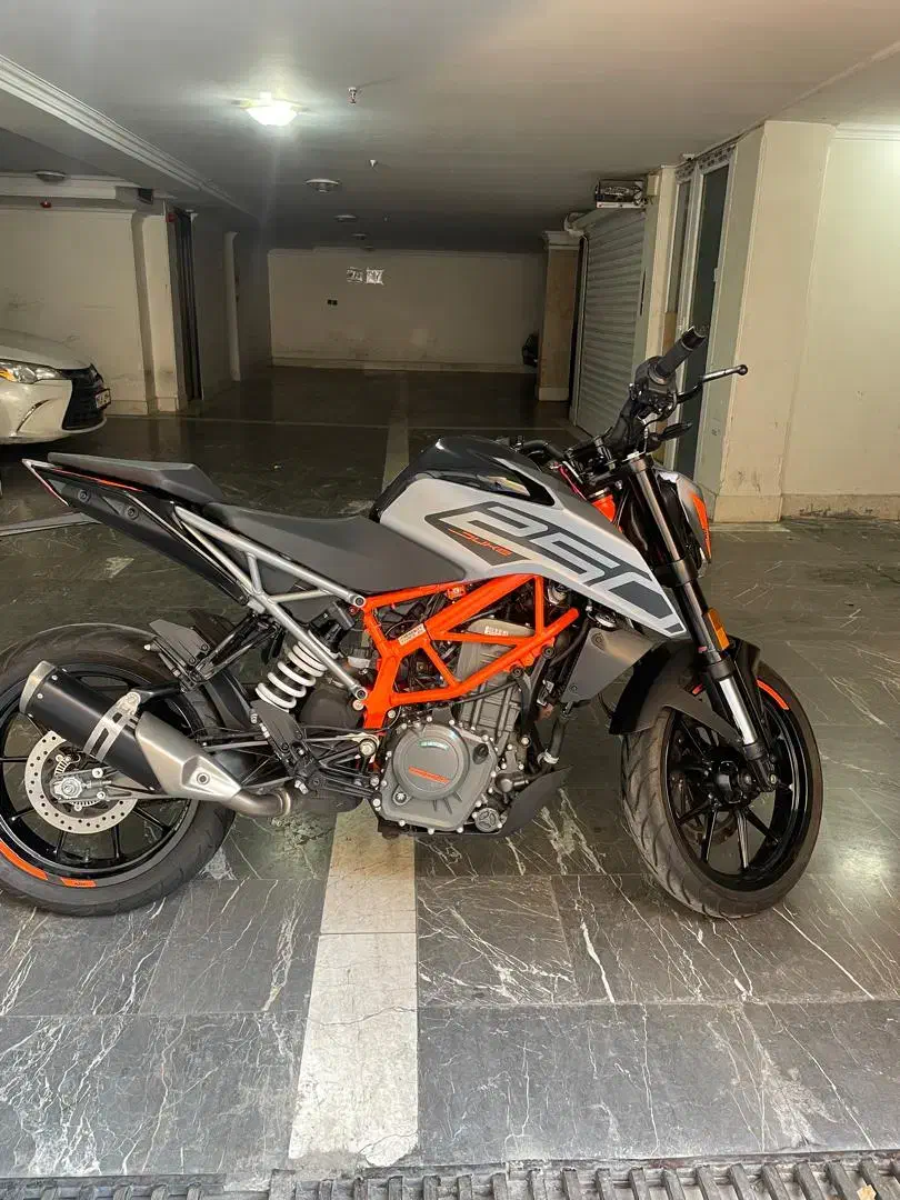 موتور KTM دوک|موتورسیکلت|تهران, نیلوفر|دیوار