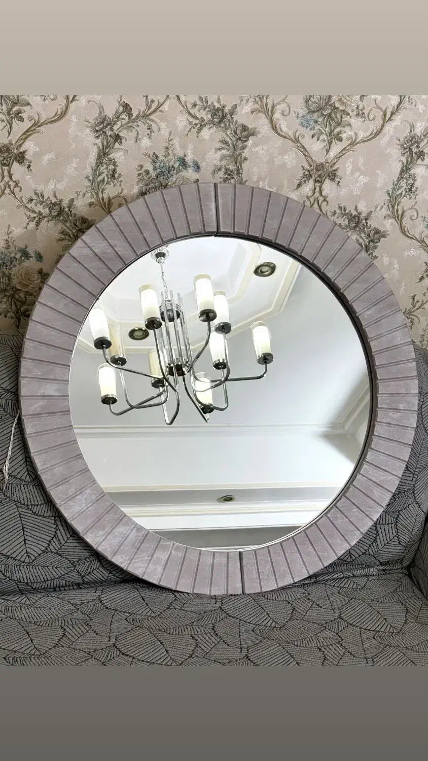 آینه|آینه|تهران, امام زاده حسن|دیوار