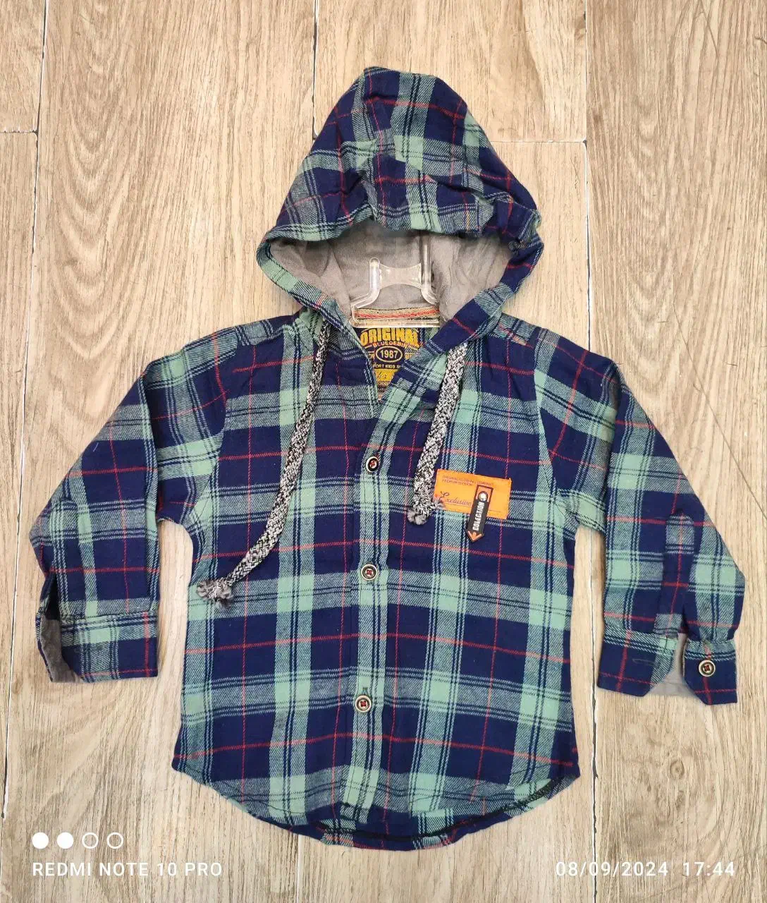 سویشرت پسرانه|کفش و لباس بچه|اسلام‌شهر, شهرک مهدیه|دیوار