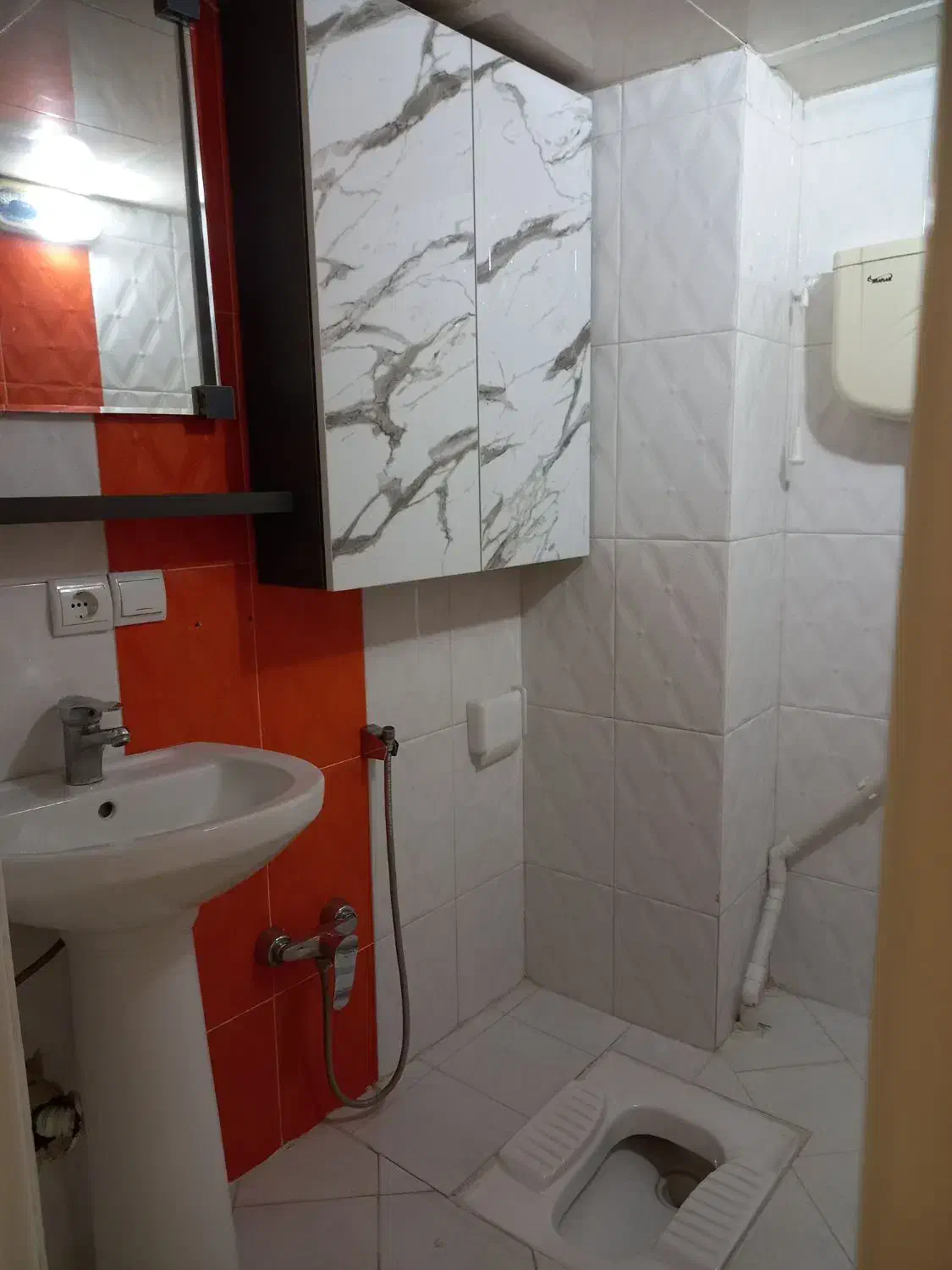 ۶۰ متر . یک خواب