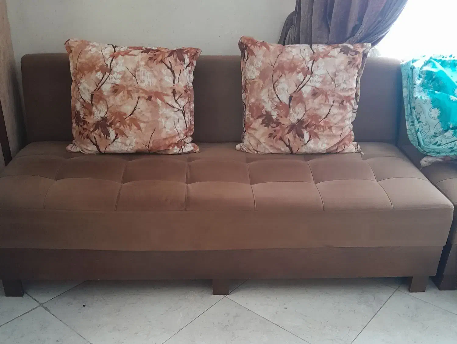 مبل راحتی کاملا سالم و نو|مبلمان خانگی و میز عسلی|فردیس, داوری|دیوار