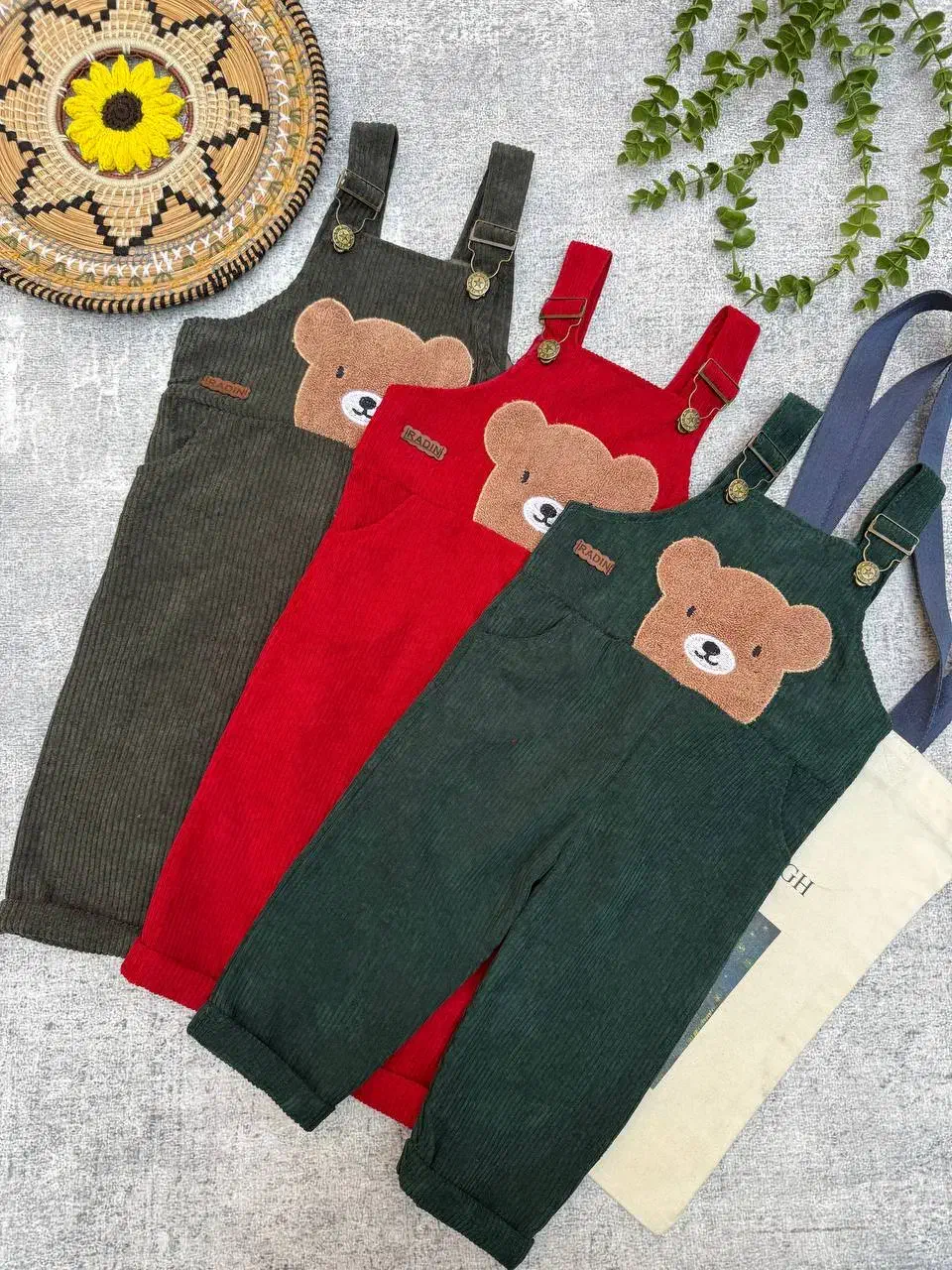 لباس بچگانه/بچه/کودک|کفش و لباس بچه|سنندج, |دیوار