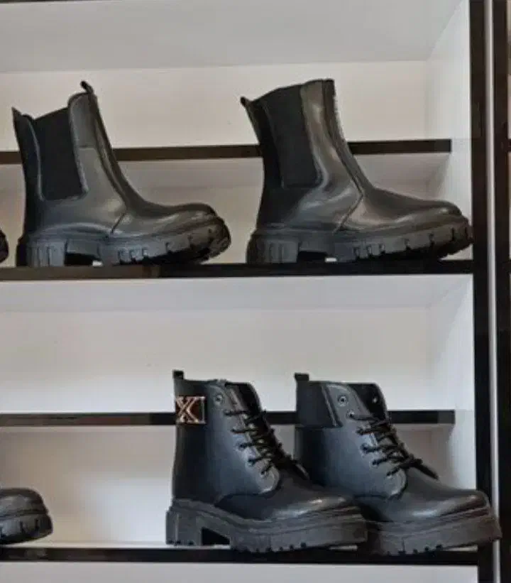 کفشهای لژدار مدائن|کیف، کفش، کمربند|سبزوار, امیر کبیر|دیوار