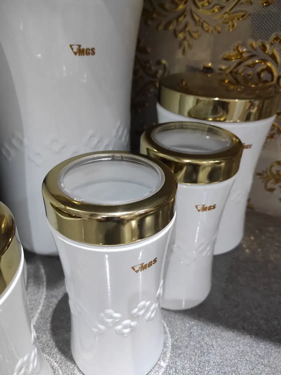 سرویس اورانوس|ظروف سرو و پذیرایی|بروجرد, |دیوار