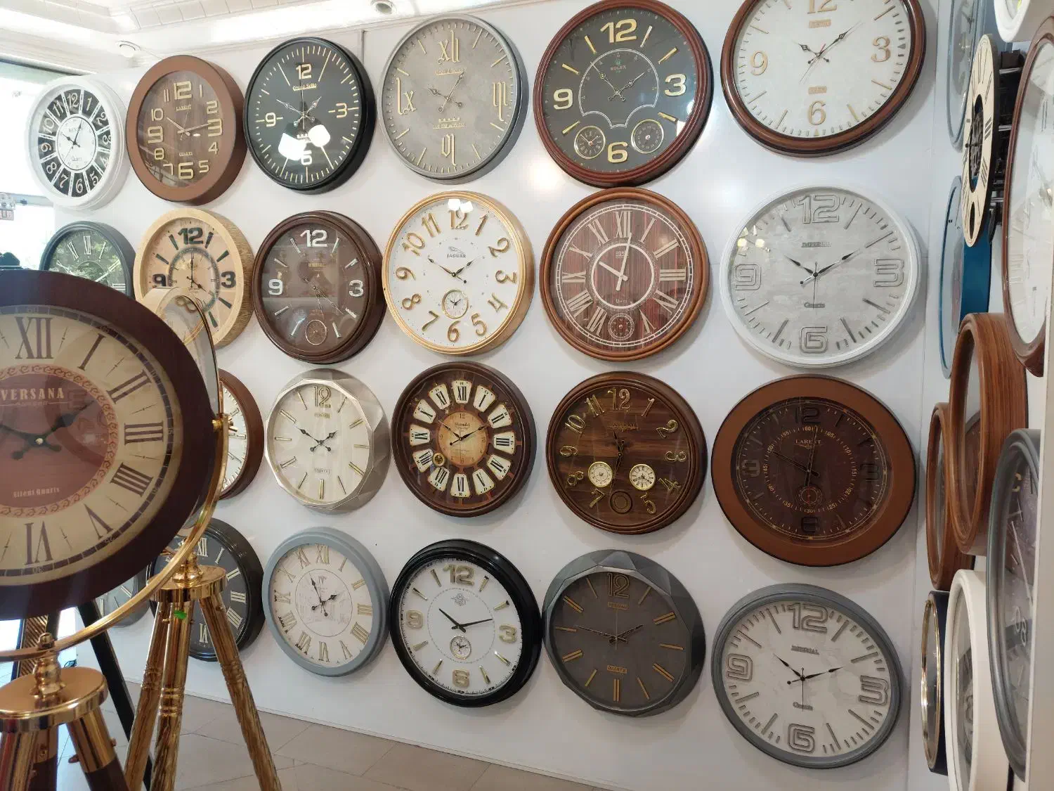 لکسوس سایز بندی کامل سه پایه آونگ.کاوه.|ساعت دیواری و تزئینی|اصفهان, پوریای ولی|دیوار