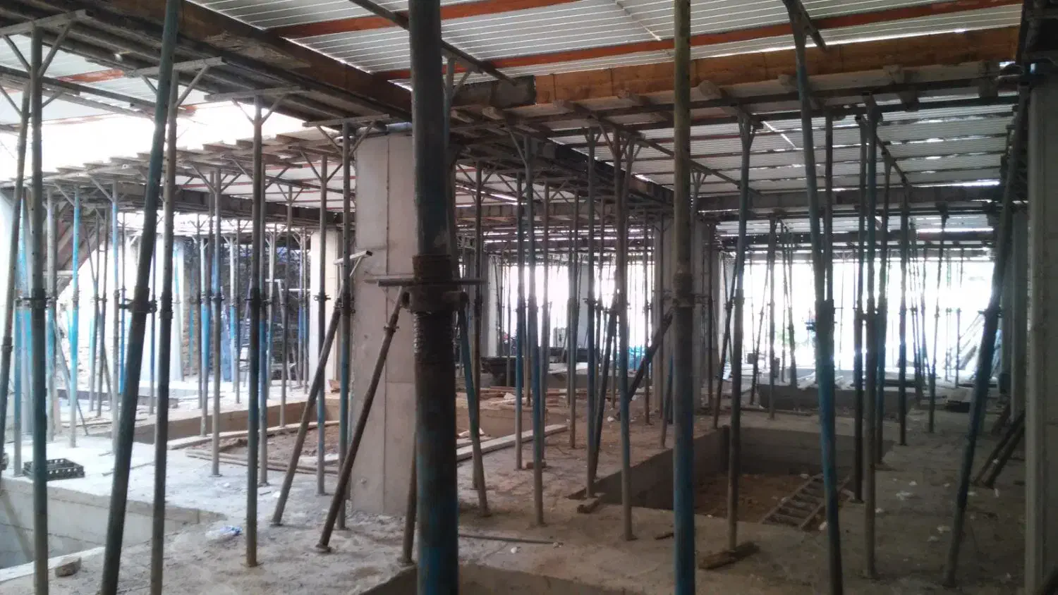 اجرای اسکلت بتنی، سقف وفونداسیون|خدمات پیشه و مهارت|تهران, نگین غرب|دیوار